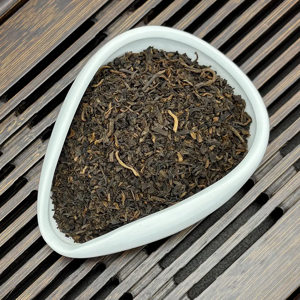 "Гунтин, Юндэ" , 1/с, 2015 г.